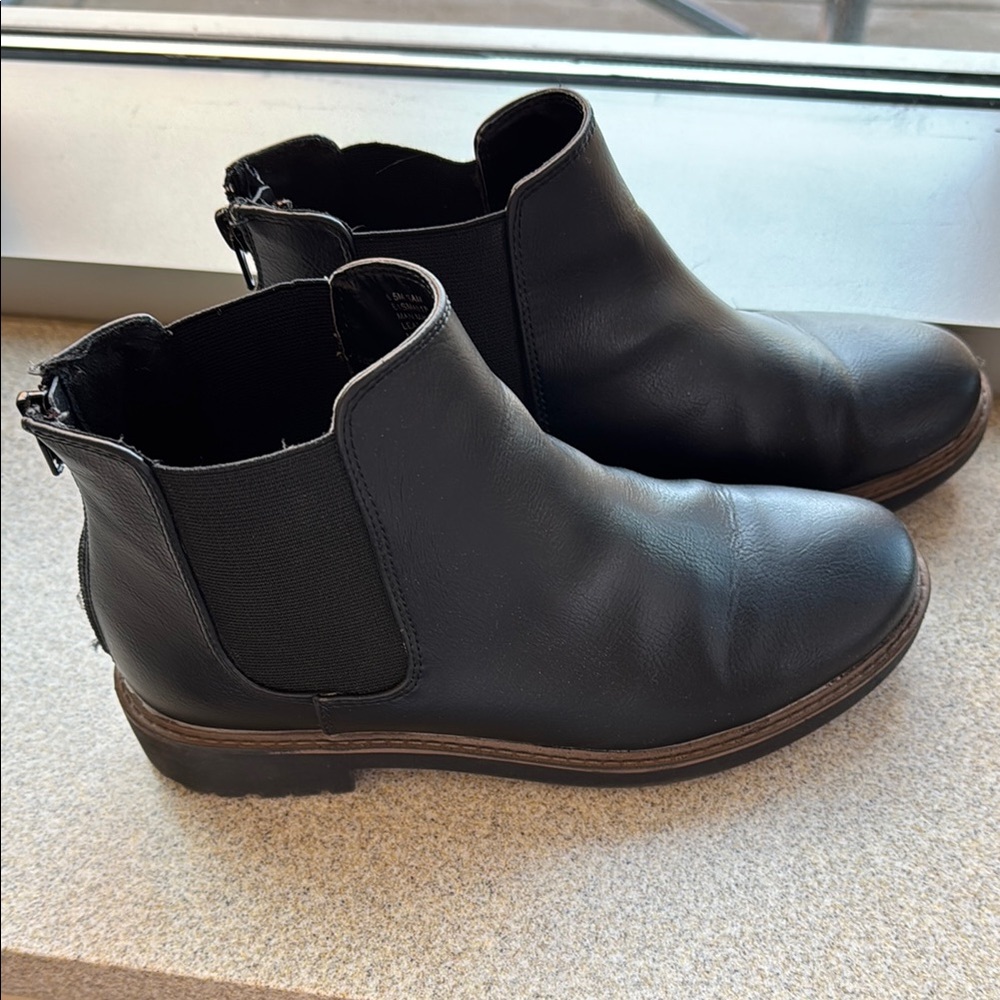 Black Leather Women’s Boots
